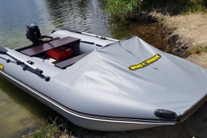 Inflatable boat with transom for BOBER engine